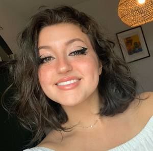 Meet your Posher, Brenda